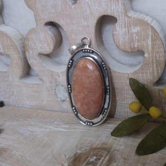 RHODOCHROSITE OVAL SILVER STONE PENDANT NWOT - Picture 6 of 7